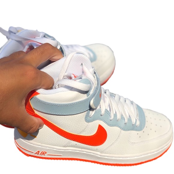 Nike Air Force 1 High - Picture 3 of 3